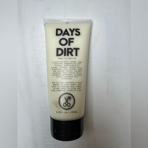 DAYS OF DIRT Styling Hair Cream — Cream for dry fluffy hair